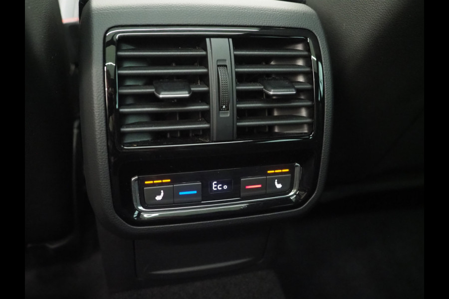 Volkswagen Passat Variant 1.4 TSI PHEV GTE | Panoramadak | Massage | Dynaudio | 360 | Trekhaak | Keyless | Memory