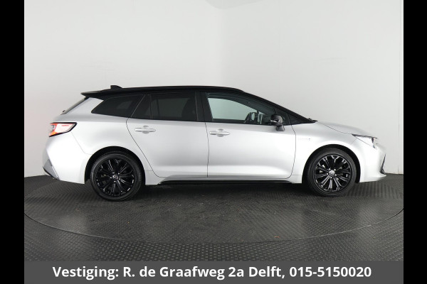 Toyota Corolla Touring Sports 1.8 Hybrid First Edition Bi-Tone | Apple Carplay & AndroidAUTO | Navigatie | 1e eigenaar |