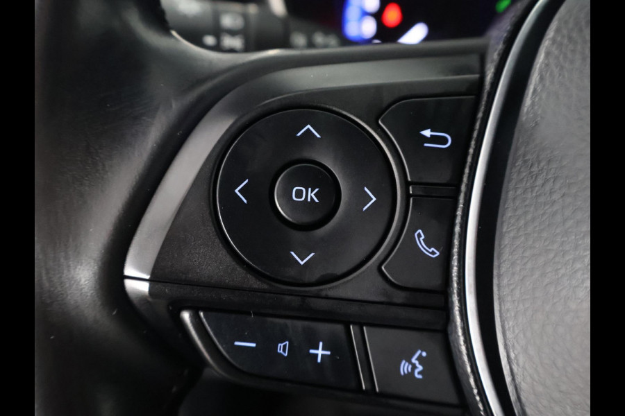 Toyota Corolla Touring Sports 1.8 Hybrid First Edition Bi-Tone | Apple Carplay & AndroidAUTO | Navigatie | 1e eigenaar |