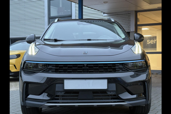 Lynk & Co 01 1.5 261 pk | PHEV | 360 Camera | Adaptieve Cruise | Elek. Achterklep | Panorama dak | Stoelverwarming | 1.800kg Trekgewicht