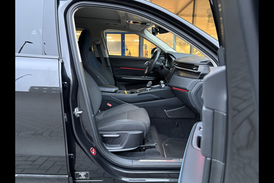 Lynk & Co 01 1.5 261 pk | PHEV | 360 Camera | Adaptieve Cruise | Elek. Achterklep | Panorama dak | Stoelverwarming | 1.800kg Trekgewicht