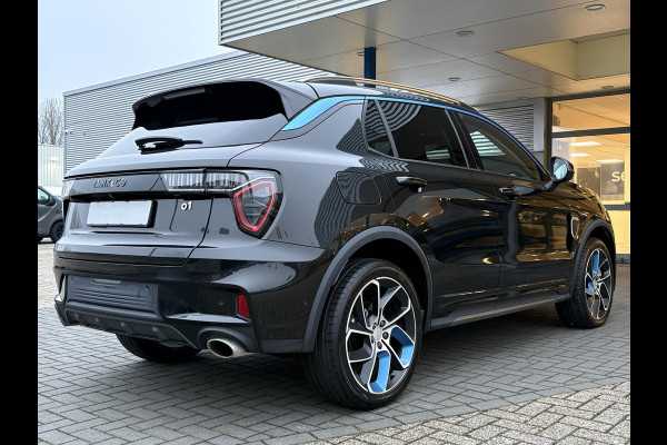 Lynk & Co 01 1.5 261 pk | PHEV | 360 Camera | Adaptieve Cruise | Elek. Achterklep | Panorama dak | Stoelverwarming | 1.800kg Trekgewicht