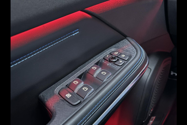 Lynk & Co 01 1.5 261 pk | PHEV | 360 Camera | Adaptieve Cruise | Elek. Achterklep | Panorama dak | Stoelverwarming | 1.800kg Trekgewicht