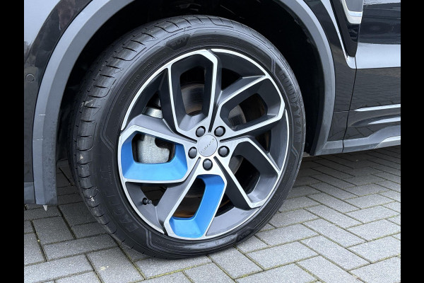 Lynk & Co 01 1.5 261 pk | PHEV | 360 Camera | Adaptieve Cruise | Elek. Achterklep | Panorama dak | Stoelverwarming | 1.800kg Trekgewicht