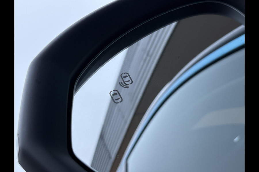 Lynk & Co 01 1.5 261 pk | PHEV | 360 Camera | Adaptieve Cruise | Elek. Achterklep | Panorama dak | Stoelverwarming | 1.800kg Trekgewicht