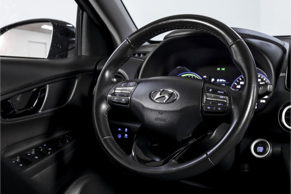 Hyundai Kona 1.6 GDI HEV Comfort - Automaat | Cruise | PDC | Camera | NAV + App. Connect | ECC | Afn. Trekhaak | DAB | LM 16" |
