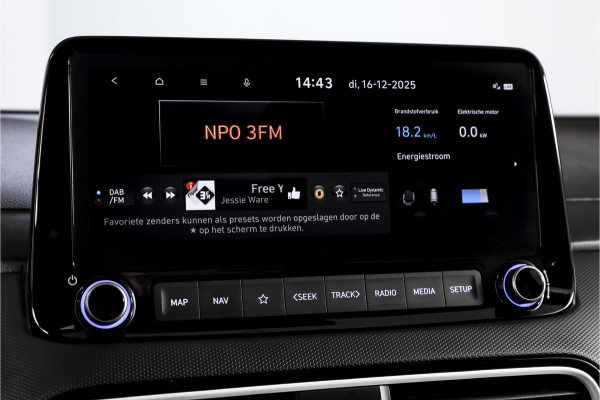 Hyundai Kona 1.6 GDI HEV Comfort - Automaat | Cruise | PDC | Camera | NAV + App. Connect | ECC | Afn. Trekhaak | DAB | LM 16" |