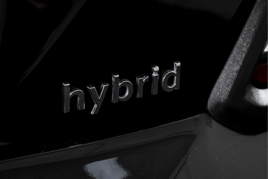 Hyundai Kona 1.6 GDI HEV Comfort - Automaat | Cruise | PDC | Camera | NAV + App. Connect | ECC | Afn. Trekhaak | DAB | LM 16" |
