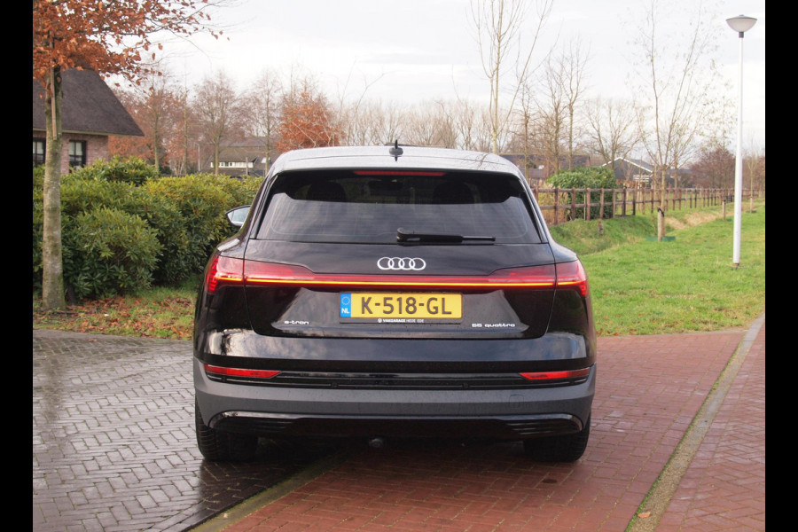 Audi e-tron 55 quattro edition 95 kWh | NL-Auto | Trekhaak | Parkeersensoren | DAB |