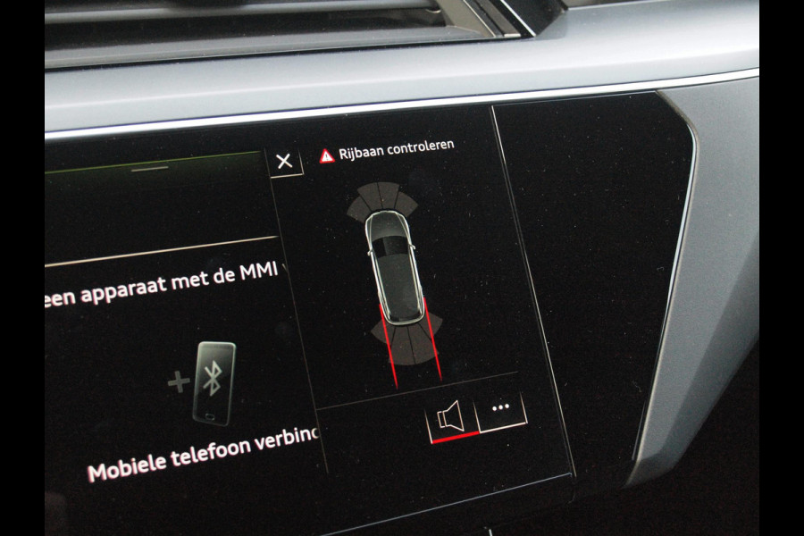 Audi e-tron 55 quattro edition 95 kWh | NL-Auto | Trekhaak | Parkeersensoren | DAB |
