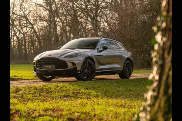 Aston Martin DBX 707 4.0 V8 | Facelift | Sports Plus Seats | Luchtvering | Stoelventilatie | Carbon! | Pano-dak