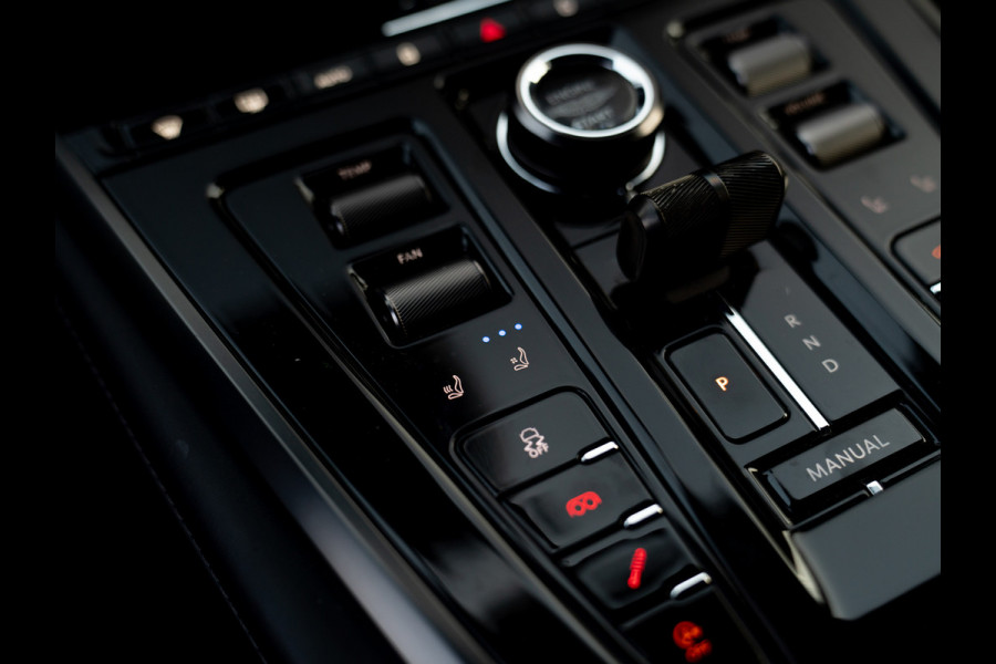 Aston Martin DBX 707 4.0 V8 | Facelift | Sports Plus Seats | Luchtvering | Stoelventilatie | Carbon! | Pano-dak