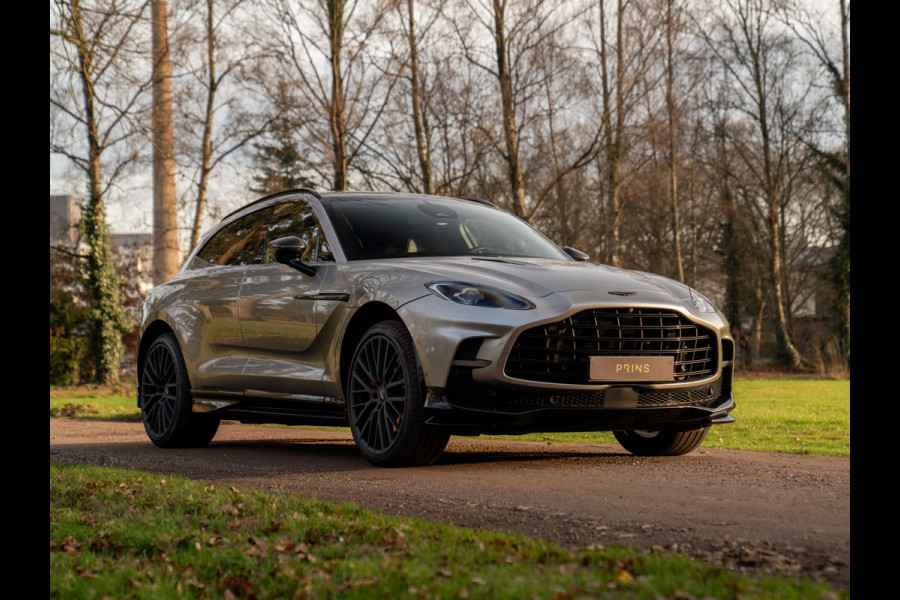 Aston Martin DBX 707 4.0 V8 | Facelift | Sports Plus Seats | Luchtvering | Stoelventilatie | Carbon! | Pano-dak