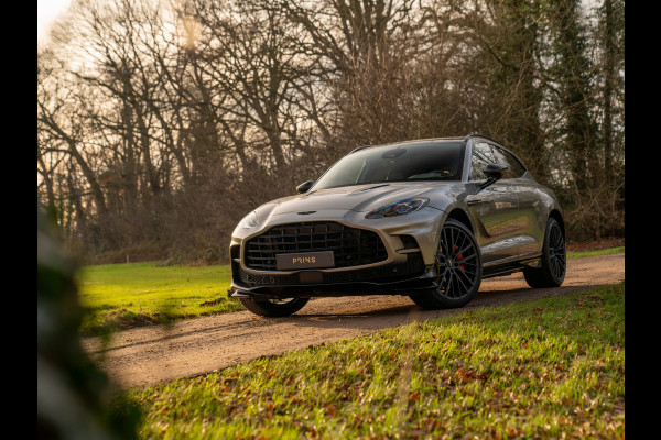 Aston Martin DBX 707 4.0 V8 | Facelift | Sports Plus Seats | Luchtvering | Stoelventilatie | Carbon! | Pano-dak