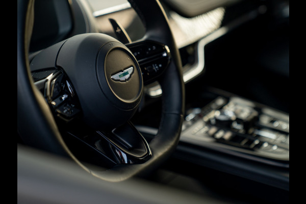 Aston Martin DBX 707 4.0 V8 | Facelift | Sports Plus Seats | Luchtvering | Stoelventilatie | Carbon! | Pano-dak