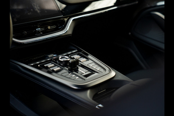 Aston Martin DBX 707 4.0 V8 | Facelift | Sports Plus Seats | Luchtvering | Stoelventilatie | Carbon! | Pano-dak