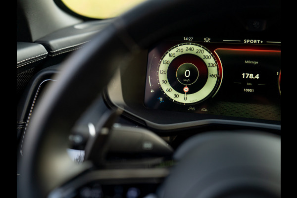 Aston Martin DBX 707 4.0 V8 | Facelift | Sports Plus Seats | Luchtvering | Stoelventilatie | Carbon! | Pano-dak