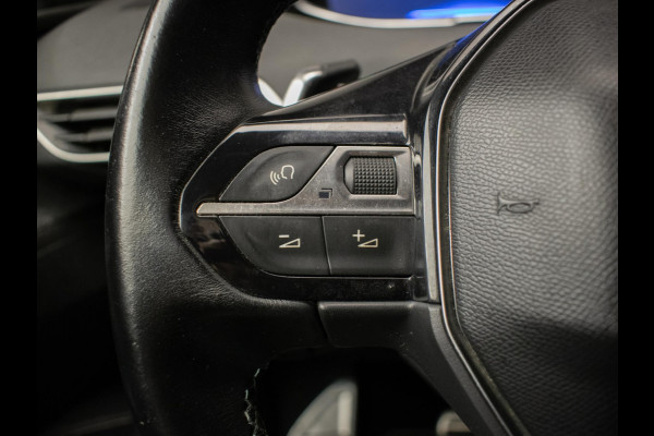 Peugeot 5008 1.2 PureTech Allure Sport (APPLE CARPLAY,NAVI,LED,CAMERA,360 VIEW,LEDER,GETINT,CRUISE,CLIMATE,SPORTSTOELEN,LM VELGEN)