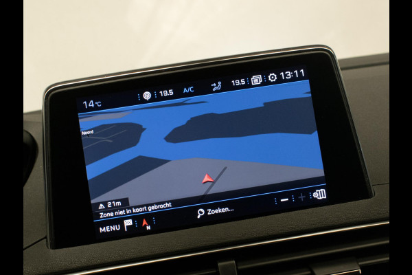 Peugeot 5008 1.2 PureTech Allure Sport (APPLE CARPLAY,NAVI,LED,CAMERA,360 VIEW,LEDER,GETINT,CRUISE,CLIMATE,SPORTSTOELEN,LM VELGEN)