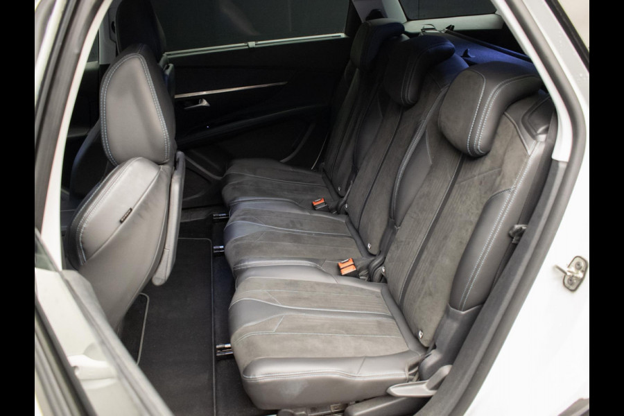 Peugeot 5008 1.2 PureTech Allure Sport (APPLE CARPLAY,NAVI,LED,CAMERA,360 VIEW,LEDER,GETINT,CRUISE,CLIMATE,SPORTSTOELEN,LM VELGEN)