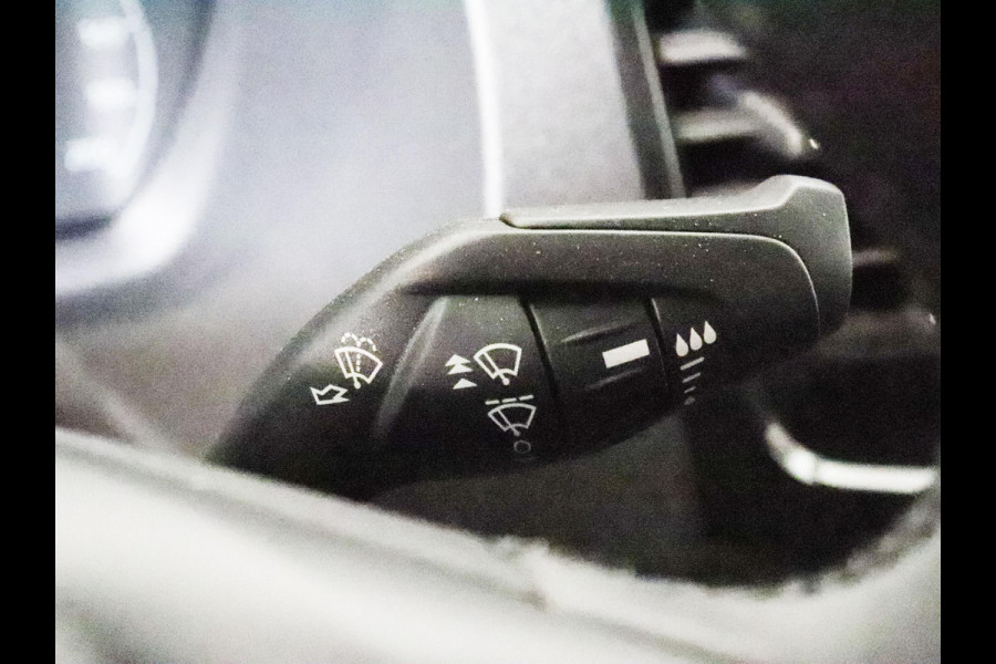 Ford Transit 105PK L2H2 Trend Airco Navi Cruise Control Navigatie Trekhaak