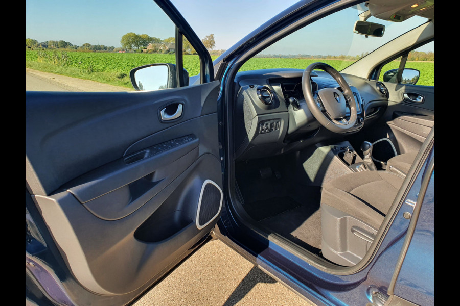 Renault Captur 1.5 dCi Automaat - 90 Pk -Euro 6 - Navi - Airco