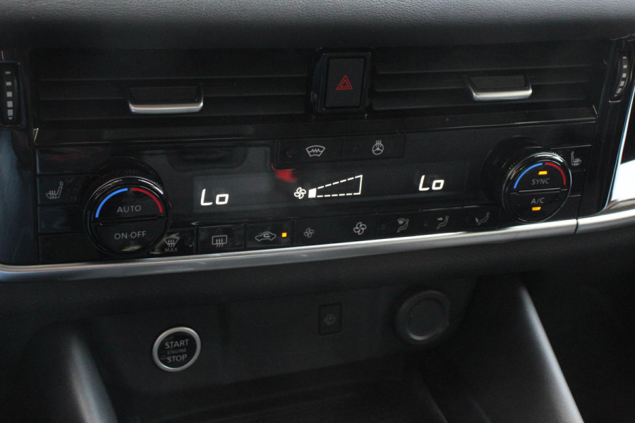 Nissan QASHQAI 1.3 MHEV 158pk Xtronic N-Connecta | Navigatie | Apple Carplay/Andoid Auto | Parkeersensoren |360 Camera | Adaptive Cruise Control | Blind Spot Assist | Stuur- en stoelverwarming | Ledverlichting | Climatronic | Getinte ramen