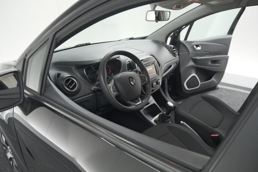 Renault Captur TCe 90 Limited | Parkeersensoren | Navigatie | Airco