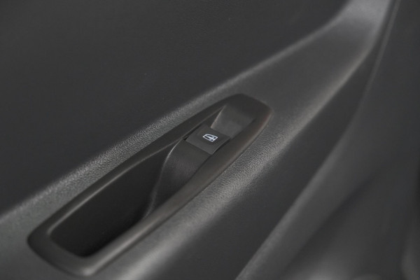 Renault Captur TCe 90 Limited | Parkeersensoren | Navigatie | Airco