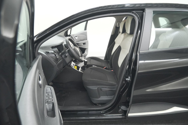 Renault Captur TCe 90 Limited | Parkeersensoren | Navigatie | Airco