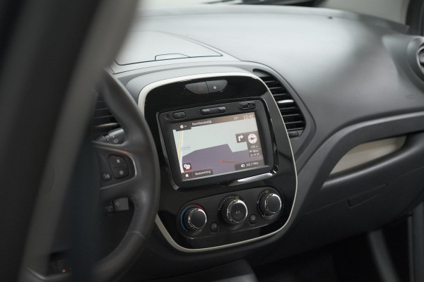 Renault Captur TCe 90 Limited | Parkeersensoren | Navigatie | Airco
