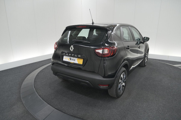 Renault Captur TCe 90 Limited | Parkeersensoren | Navigatie | Airco