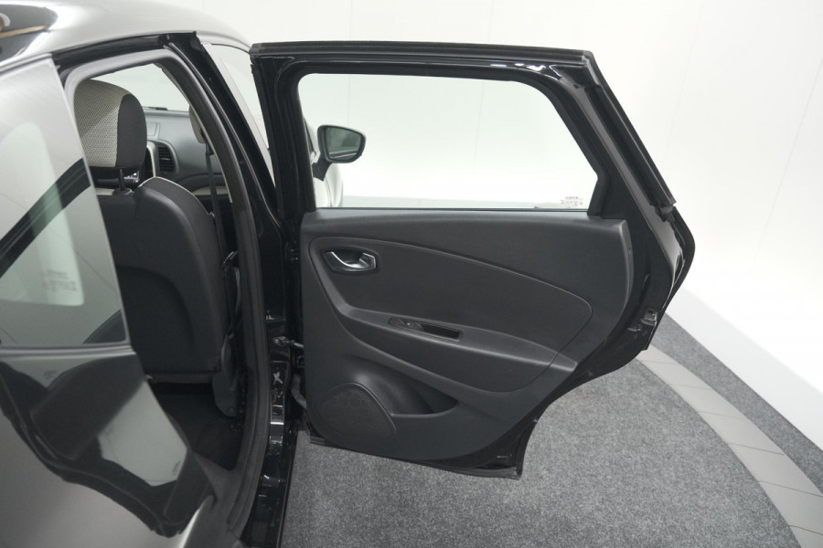 Renault Captur TCe 90 Limited | Parkeersensoren | Navigatie | Airco