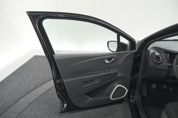 Renault Captur TCe 90 Limited | Parkeersensoren | Navigatie | Airco