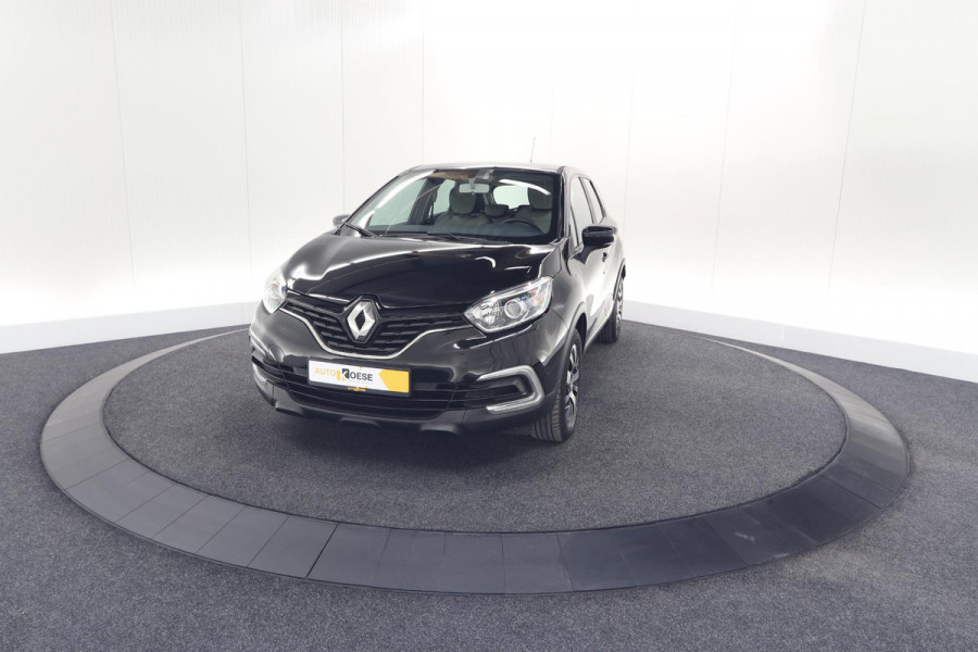 Renault Captur TCe 90 Limited | Parkeersensoren | Navigatie | Airco
