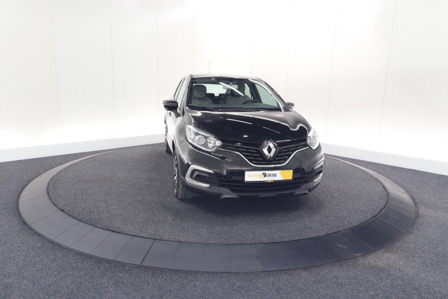 Renault Captur TCe 90 Limited | Parkeersensoren | Navigatie | Airco