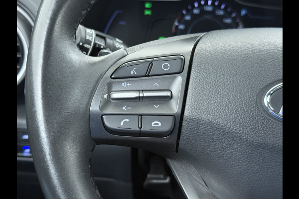 Hyundai Kona EV 64kWh Warmtepomp Adap.Cruise Navi Ecc Camera Pdc Trekhaak Krell®-Audio Apple Carplay Android Auto Comfort SOH 100% Lane Assist DAB Led Lmv 17" Regen-Lichtsensor Keyless 1e Eigenaar Origineel Nederlandse Auto
