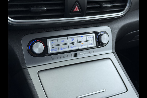 Hyundai Kona EV 64kWh Warmtepomp Adap.Cruise Navi Ecc Camera Pdc Trekhaak Krell®-Audio Apple Carplay Android Auto Comfort SOH 100% Lane Assist DAB Led Lmv 17" Regen-Lichtsensor Keyless 1e Eigenaar Origineel Nederlandse Auto