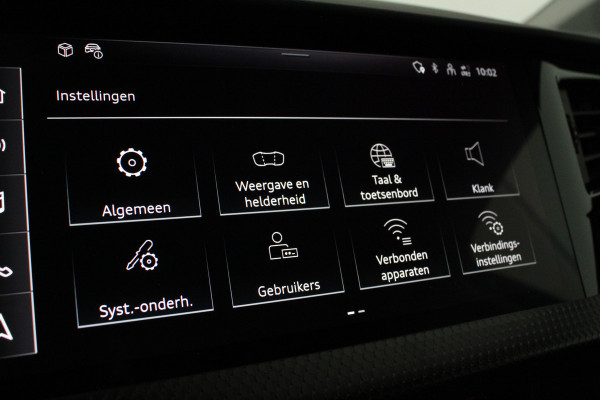 Audi A1 Sportback 30 TFSI Pro Line > 116pk/Automaat/Mythos Black Metallic