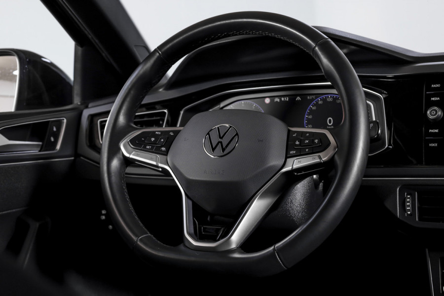 Volkswagen Taigo 1.0 TSI R-Line 116 PK - Automaat | Dig. Cockpit | Adapt. Cruise | Stoelverw. | PDC | Camera | App. Connect | ECC | DAB | LM 18" | 9195