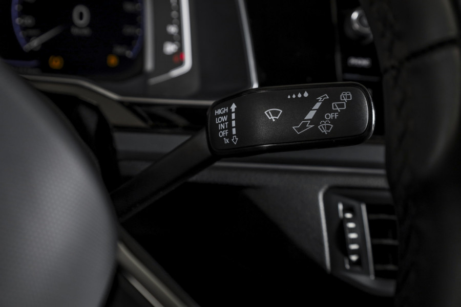 Volkswagen Taigo 1.0 TSI R-Line 116 PK - Automaat | Dig. Cockpit | Adapt. Cruise | Stoelverw. | PDC | Camera | App. Connect | ECC | DAB | LM 18" | 9195