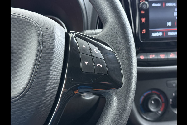 Fiat Doblò Cargo Trekking 1.6JTD 105PK L2H1 3-Peroons Airco Navi* Apple Carplay Android Auto Bluetooth S Trekking Euro 6 Betonplex Vloer Wandbetimmering Schuifdeur Origineel Nederlandse Auto 984kg laadvermogen! 1300kg trekvermogen!