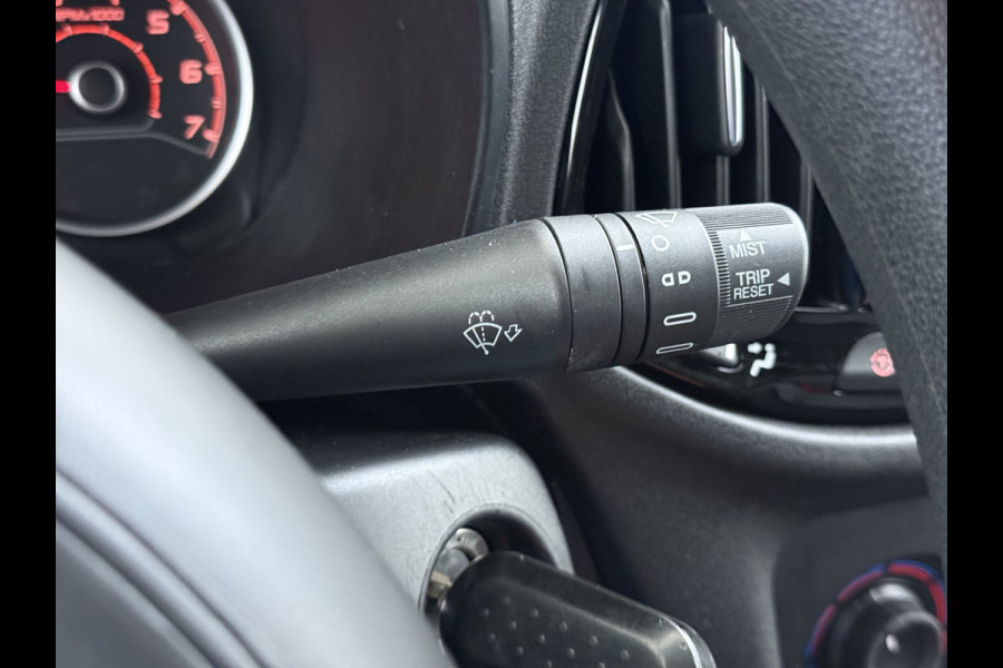 Fiat Doblò Cargo Trekking 1.6JTD 105PK L2H1 3-Peroons Airco Navi* Apple Carplay Android Auto Bluetooth S Trekking Euro 6 Betonplex Vloer Wandbetimmering Schuifdeur Origineel Nederlandse Auto 984kg laadvermogen! 1300kg trekvermogen!