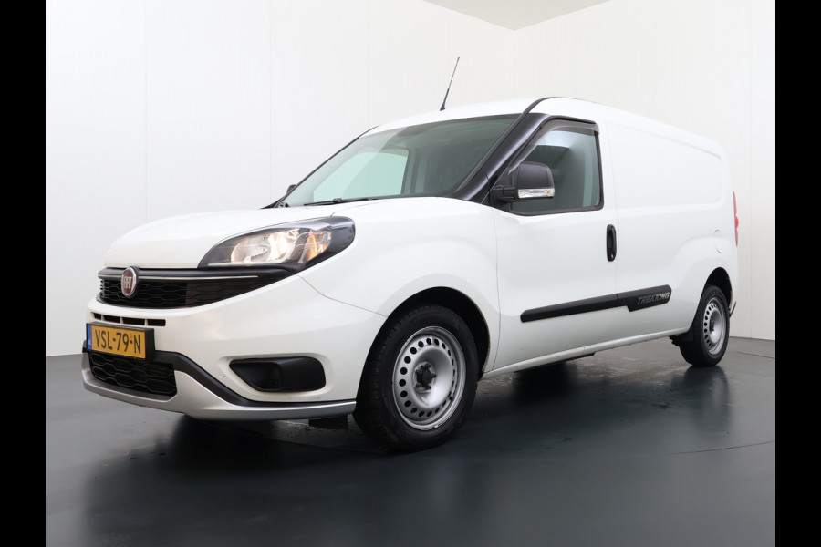 Fiat Doblò Cargo Trekking 1.6JTD 105PK L2H1 3-Peroons Airco Navi* Apple Carplay Android Auto Bluetooth S Trekking Euro 6 Betonplex Vloer Wandbetimmering Schuifdeur Origineel Nederlandse Auto 984kg laadvermogen! 1300kg trekvermogen!