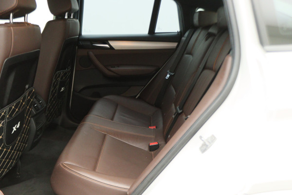 BMW X4 xDrive20i Centennial High Executive Leer, Camera, Cruise, Navigatie, Bluetooth, Elektrische Trekhaak, 21''