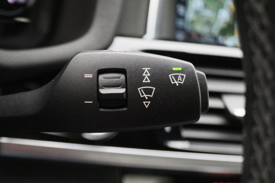 BMW X4 xDrive20i Centennial High Executive Leer, Camera, Cruise, Navigatie, Bluetooth, Elektrische Trekhaak, 21''