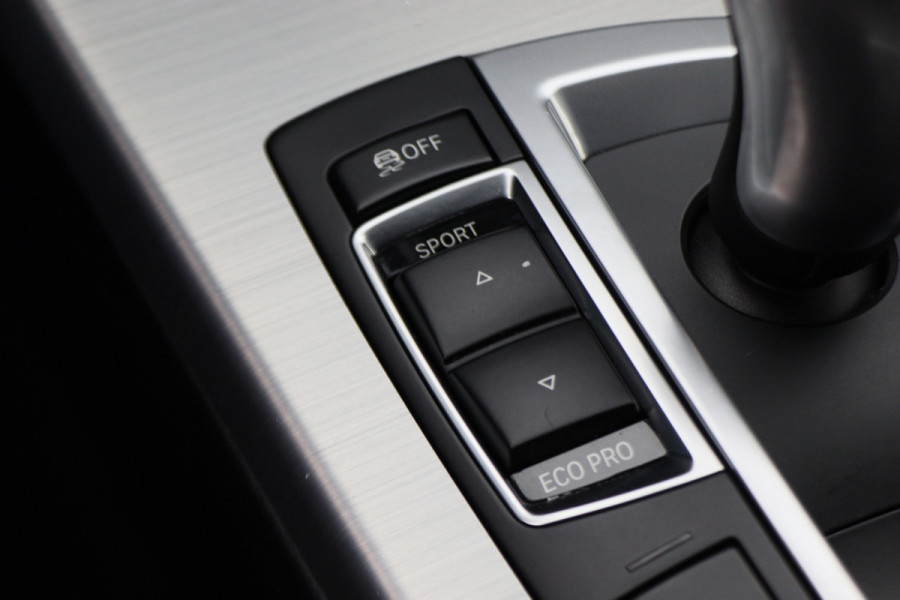 BMW X4 xDrive20i Centennial High Executive Leer, Camera, Cruise, Navigatie, Bluetooth, Elektrische Trekhaak, 21''