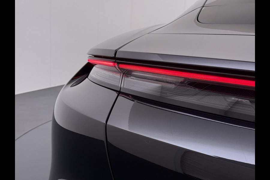 Porsche Taycan Performance 84 kWh | ADAPT. CRUISE | DODE HOEK HERKENNING | SPORTCHRONO | HEAD UP | WARMTEPOMP | DIRECT LEVERBAAR NET PORSCHE ONDERHOUD GEHAD |