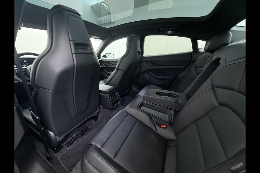 Porsche Taycan Performance 84 kWh | ADAPT. CRUISE | DODE HOEK HERKENNING | SPORTCHRONO | HEAD UP | WARMTEPOMP | DIRECT LEVERBAAR NET PORSCHE ONDERHOUD GEHAD |