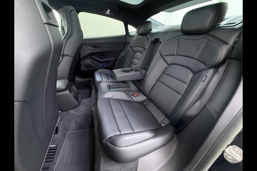 Porsche Taycan Performance 84 kWh | ADAPT. CRUISE | DODE HOEK HERKENNING | SPORTCHRONO | HEAD UP | WARMTEPOMP | DIRECT LEVERBAAR NET PORSCHE ONDERHOUD GEHAD |